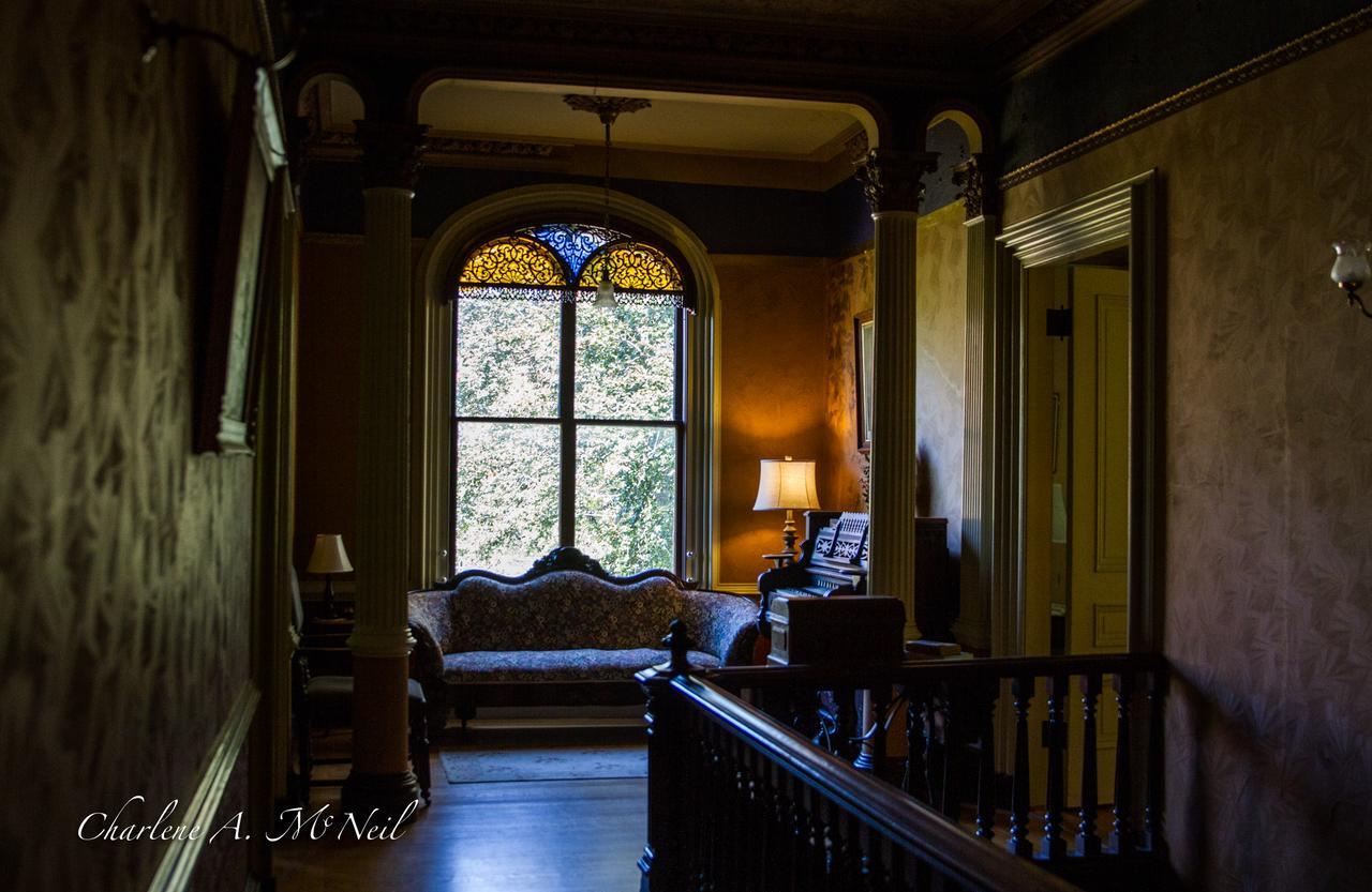 Proctor Mansion Inn Рентъм Екстериор снимка