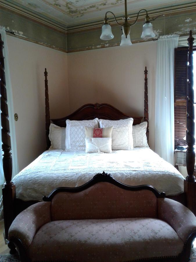Proctor Mansion Inn Рентъм Екстериор снимка