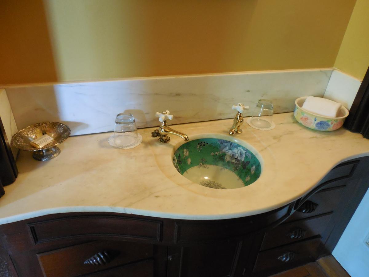 Proctor Mansion Inn Рентъм Екстериор снимка