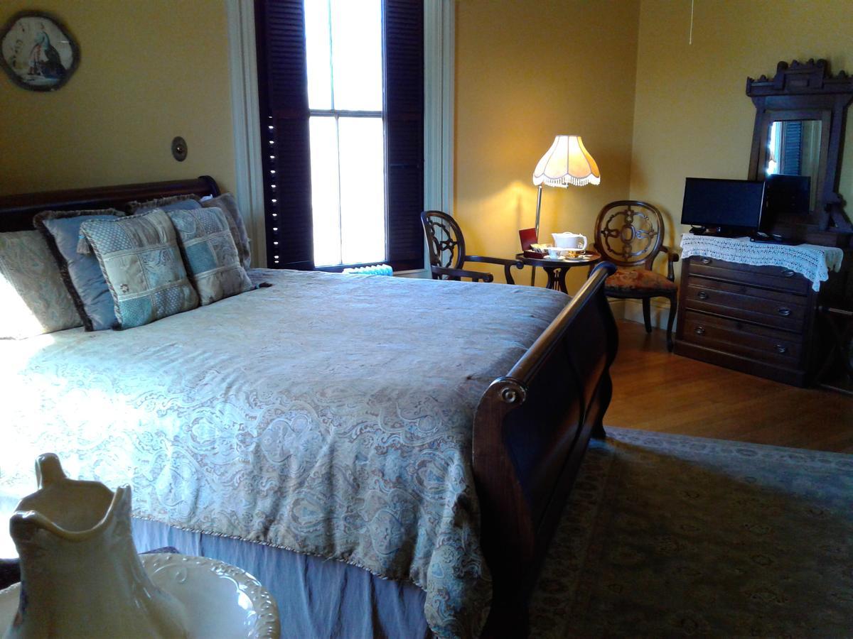 Proctor Mansion Inn Рентъм Екстериор снимка